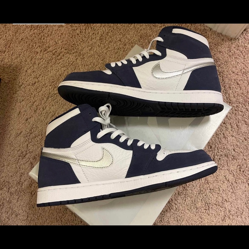 Jordan 1s - Picture 2 of 4